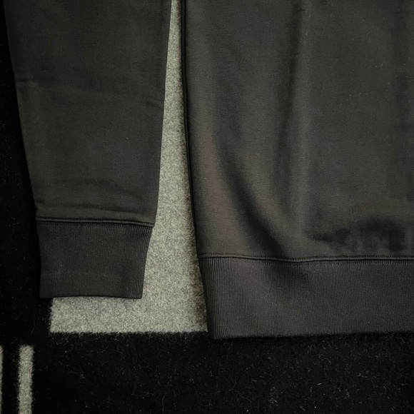 SATURDAYS NYC 2018 "Bowery Paradise" Black Crewneck Sweatshirt MEDIUM NWT - Picture 3 of 13